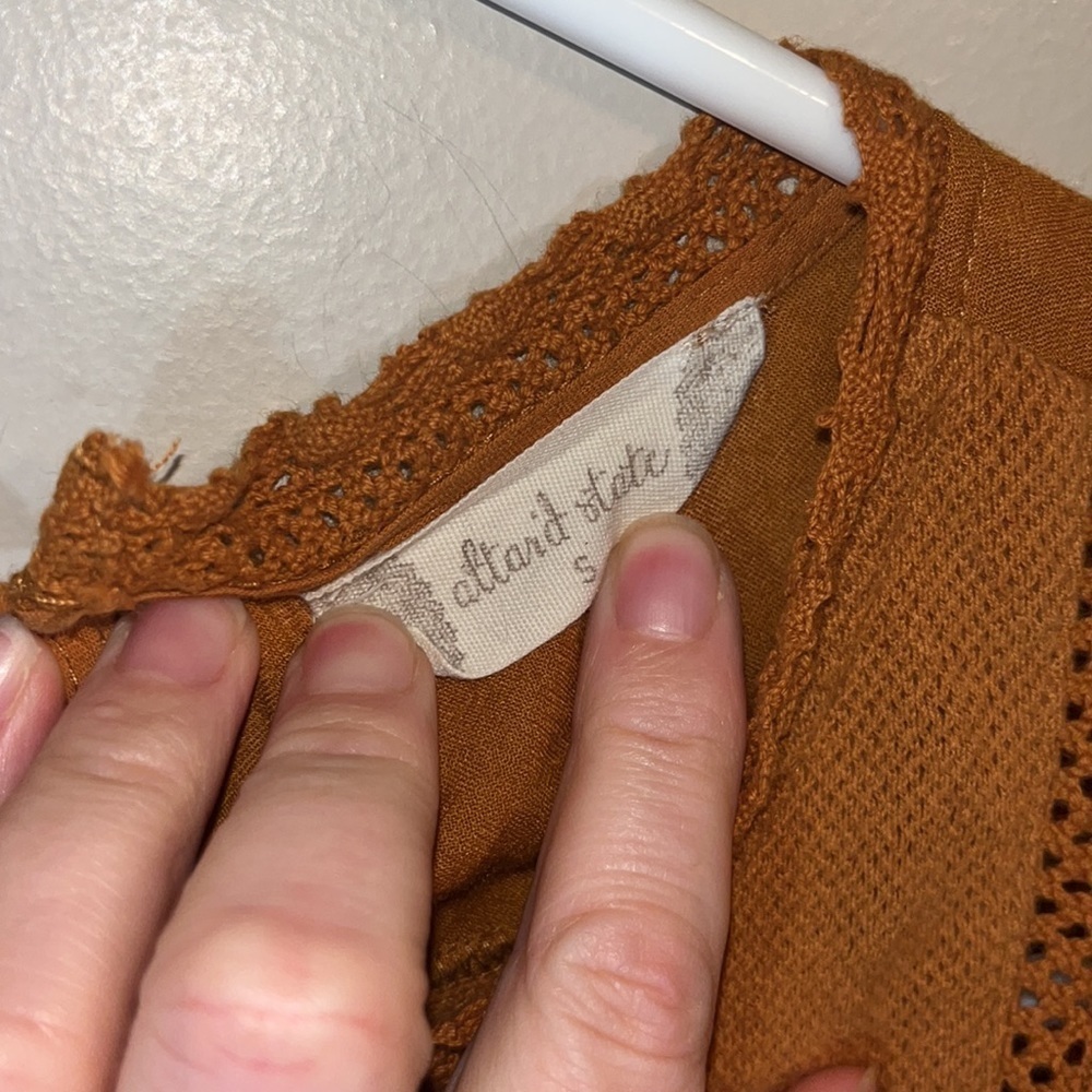 Altar’d State Blouse - Picture 3 of 4